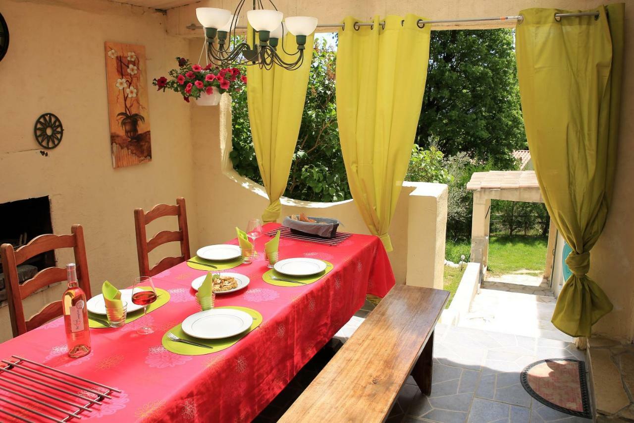 Villa Regain Chambres Et Table D'Hotes Greolieres Exteriör bild